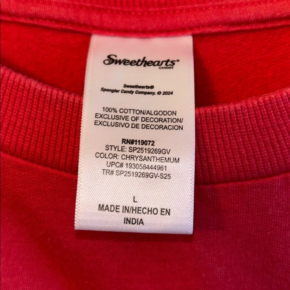 Sweethearts Crew Neck - Picture 3 of 4